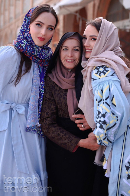 Traditional iranian hotsell women's clothing