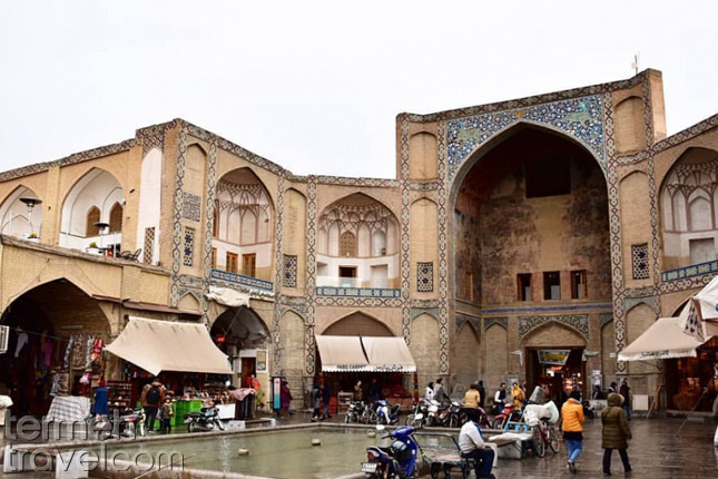 Isfahan Bazaar- Termeh Travel