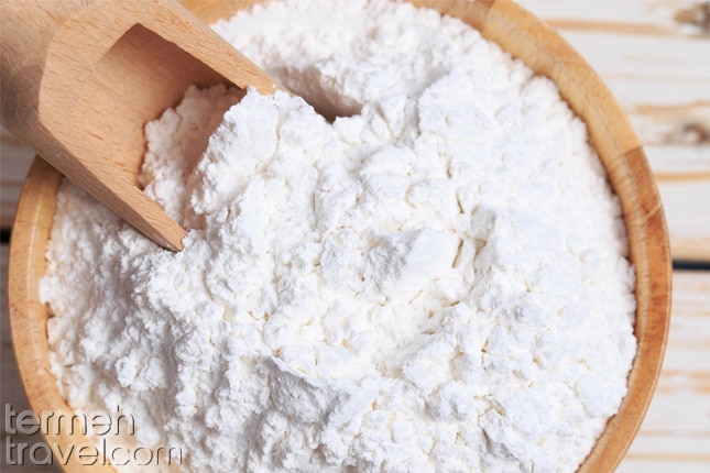 a bowl of flour for Qottab- Termeh Travel