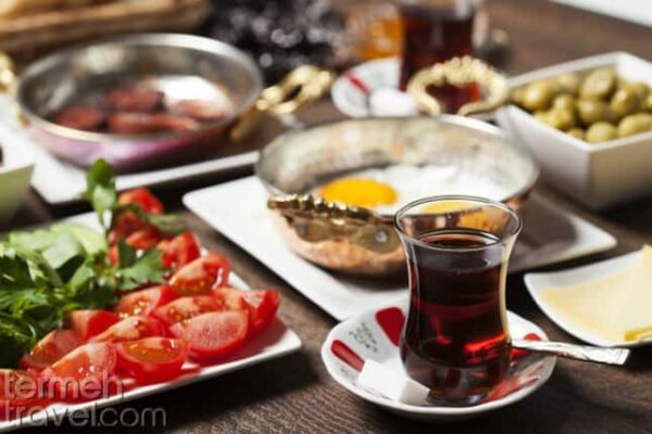 Top 9 Persian Breakfasts: The Colorful Morning Feast