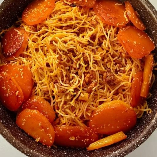 Persian Macaroni with Tahdig- Iranian Dish